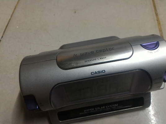 นาฬิกาดิจิตอลตั้งโต็ะ CASIO ตัวเลขใหญ่มองเห็นชัด ปลุกได้หลายช่วง มีลูกเล่นมาให้เยอะ ใช้พลังงานจากแสงได้ด้วย