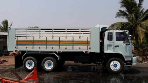 ขายสิบล้อสวยๆ อีซูซุ FXZ23NFPF 240ปี39"นางฟ้า"ดั้มมีเนียม สภาพดีสวยจัดนางฟ้าทั้งคัน พร้อมใช้ ทะเบียนพร้อมโอน ขายสิบล้อสวยๆ อีซูซุ FXZ23NFPF 240ปี39"นางฟ้า"ดั้มมีเนียม สภาพดีสวยจัดนางฟ้าทั้งคัน พร้อมใช้ ทะเบียนพร้อมโอน