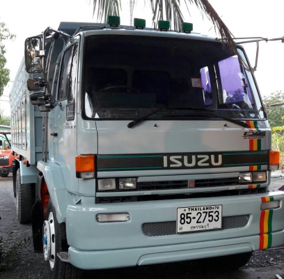 ขายสิบล้อสวยๆ อีซูซุ FXZ23NFPF 240ปี39"นางฟ้า"ดั้มมีเนียม สภาพดีสวยจัดนางฟ้าทั้งคัน พร้อมใช้ ทะเบียนพร้อมโอน ขายสิบล้อสวยๆ อีซูซุ FXZ23NFPF 240ปี39"นางฟ้า"ดั้มมีเนียม สภาพดีสวยจัดนางฟ้าทั้งคัน พร้อมใช้ ทะเบียนพร้อมโอน