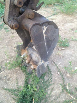 ขายKOMATSU PC30 -6 สภาพสวยพร้อมใช้ ติดต่อ คุณ อ๊อฟ พิจิตร 086-737-9991 ขายKOMATSU PC30 -6 สภาพสวยพร้อมใช้ ติดต่อ คุณ อ๊อฟ พิจิตร 086-737-9991