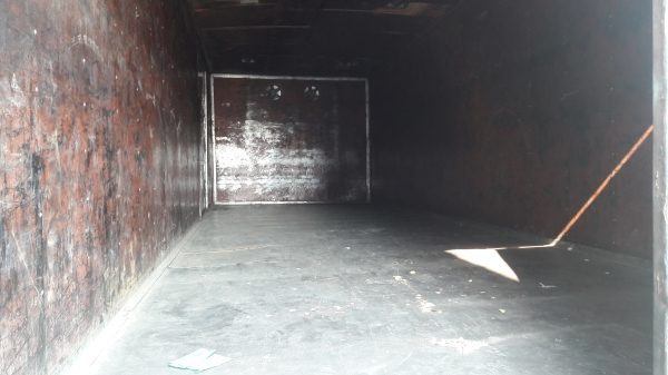 ตู้ ยาว 7.20 เมตร กว่าง 2.45 เมตร พื้นเหล็ก แผงข้างอลูมิเนียม สภาพพร้อมใช้