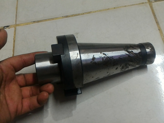 หัวจับสวมเครื่อง milling เครื่องกัด ยี่ห้อ BIG รุ่น FA 50 M - 6  ขนาดค่อยข้างใหญ่