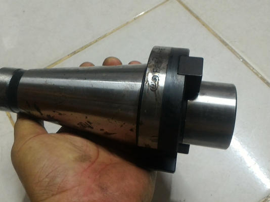 หัวจับสวมเครื่อง milling เครื่องกัด ยี่ห้อ BIG รุ่น FA 50 M - 6  ขนาดค่อยข้างใหญ่