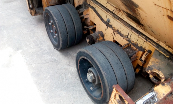 รถปูยาง DEMAG DF130P ปูได้ 8.3 เมตร ส่งตรงจากญี่ปุ่นครับ