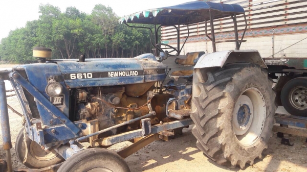 ขายรถไถ FORD 77 เดิมๆ ตามรุ่น ไม่มีอุปกรณ์ เอกสารซื้อขาย