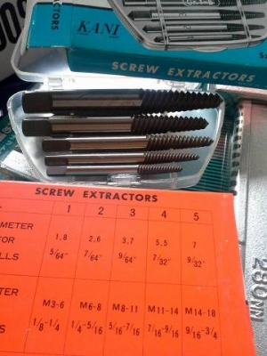 ขายถอนเกลียวซ้าย KANI Made in Japan. งานใหม่ ขายถอนเกลียวซ้าย KANI Made in Japan. งานใหม่