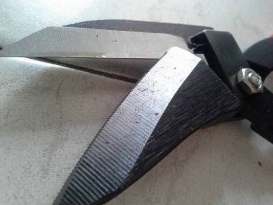 ขายกรรไกรตัดแผ่นเมทัลชีตขนาด10" นกใหญ่ไต้หวันKING EAGLE Made in Taiwan.