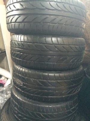 ยาง 205-45-16 ปลาย13 ดอกท่วมๆ เส้นละ450 บาท