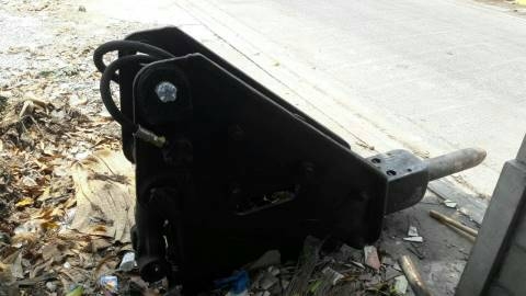 ขาย KOMATSU PC 120-2 สภาพสวยพร้อมใช้ ติดต่อ คุณ อ๊อฟ พิจิตร 086-737-9991 ขาย KOMATSU PC 120-2 สภาพสวยพร้อมใช้ ติดต่อ คุณ อ๊อฟ พิจิตร 086-737-9991