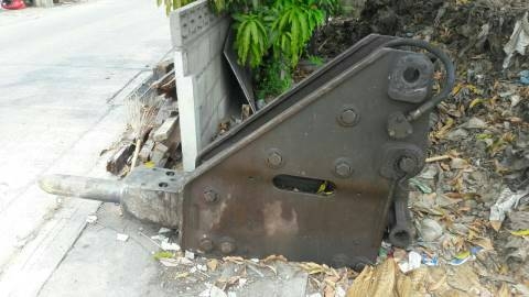 ขาย KOMATSU PC 120-2 สภาพสวยพร้อมใช้ ติดต่อ คุณ อ๊อฟ พิจิตร 086-737-9991 ขาย KOMATSU PC 120-2 สภาพสวยพร้อมใช้ ติดต่อ คุณ อ๊อฟ พิจิตร 086-737-9991