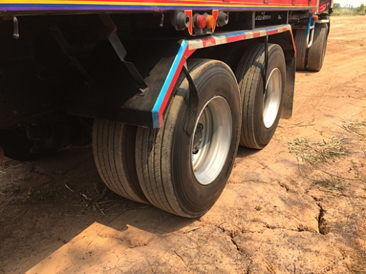 ขายรถพ่วง22ล้อ ISUZU DECA 360 ปลายปี 56 กระบะดั้มคอกสูง สภาพสวย เดิมๆครับ เครื่องดี คัสซีสวย รถภาคเหนือ