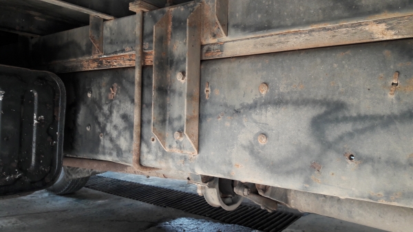 Isuzu เครื่องดี คัสซีสวย ทะเบียน ยาง เต็ม Isuzu เครื่องดี คัสซีสวย ทะเบียน ยาง เต็ม