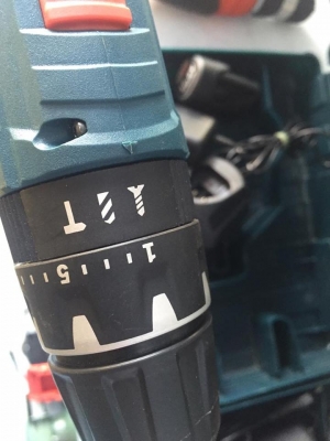 ขายสว่านกระแทกไร้สาย BOSCH มือสอง สภาพดีๆครับ