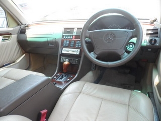 MERCEDES-BENZ C220 W202 2.2 AUTO ปี 1997 รถสวย ผู้หญิงใช้ T.086-527-9533
