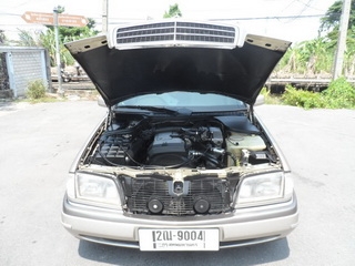 MERCEDES-BENZ C220 W202 2.2 AUTO ปี 1997 รถสวย ผู้หญิงใช้ T.086-527-9533