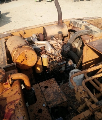 KOMATSU PC100-2 KOMATSU PC100-2