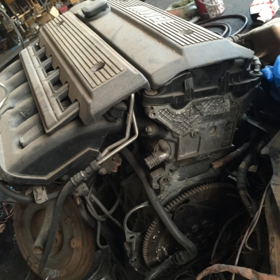 BMW528ia เครื่อง 6สุบ 2800ชีชี พร้อมเกียรออโต้ ถอดจากรถครับเครื่องยังดี