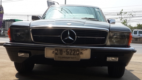 ขายBENZ-450-SLC-W107 สวยครับติดต่อดูรถได้
