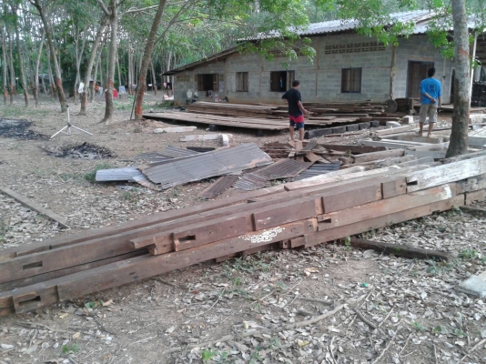 ขายไม้บ้านเก่ามีไม้ตะเคียน ไม้ตะเกา ไม้กะแบกประมาณ30ยก ขายไม้บ้านเก่ามีไม้ตะเคียน ไม้ตะเกา ไม้กะแบกประมาณ30ยก