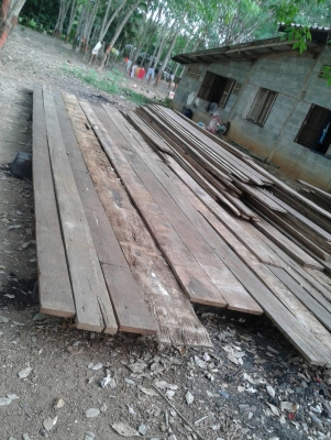 ขายไม้บ้านเก่ามีไม้ตะเคียน ไม้ตะเกา ไม้กะแบกประมาณ30ยก ขายไม้บ้านเก่ามีไม้ตะเคียน ไม้ตะเกา ไม้กะแบกประมาณ30ยก