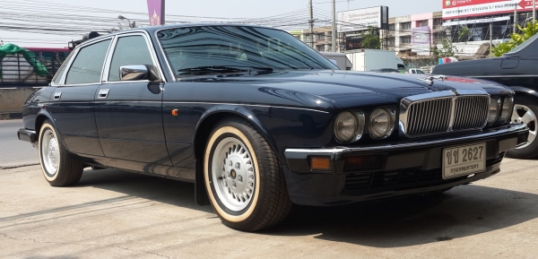 ขาย JAGUAR-ซีรี่4-ปี93 สวย-สดมากๆทุกจุดทั้งภายนอก-ภายใน ขาย JAGUAR-ซีรี่4-ปี93 สวย-สดมากๆทุกจุดทั้งภายนอก-ภายใน