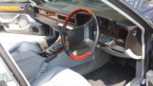 ขาย JAGUAR-ซีรี่4-ปี93 สวย-สดมากๆทุกจุดทั้งภายนอก-ภายใน ขาย JAGUAR-ซีรี่4-ปี93 สวย-สดมากๆทุกจุดทั้งภายนอก-ภายใน