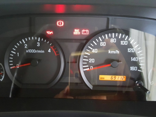 รถห้างมือเดียว (ELF NLR 130 ตู้บรรทุก) ปี 2010 รถเดิมไม่มีชนหนัก