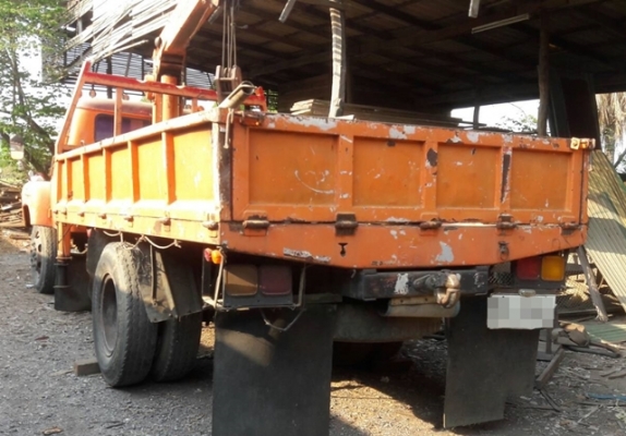 6ล้อหัวยาวติดเครน 6ล้อหัวยาวติดเครน