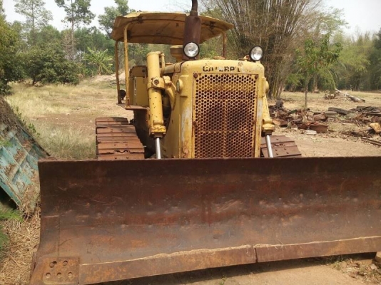 ขายรถแทรคเตอร์ CAT D5 ตีนไก่ สภาพพร้อมใช้งาน เครื่องดี ขายรถแทรคเตอร์ CAT D5 ตีนไก่ สภาพพร้อมใช้งาน เครื่องดี