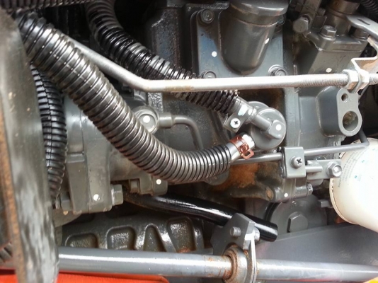 คูโบต้า L3608 4 WD พร้อมใบมีดตราช้าง ทำงาน 710 ชั่วโมง สภาพดีมากๆเดิมๆจากโรงงาน