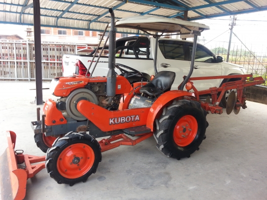 คูโบต้า KRT 140 พลัสรุ่นท็อป ใบมีดดันหน้าช้าง ผานช้าง 788 ชั่วโมง..สภาพดีมากครับ