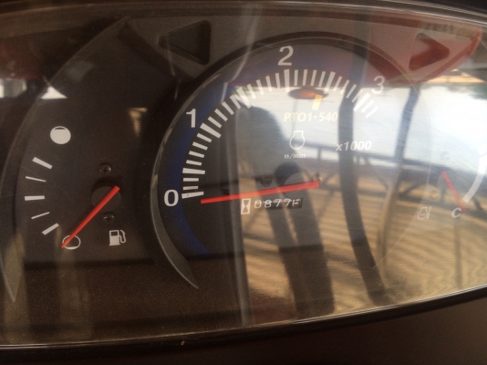 ขายL3608 รถปี 56 ตัวรถและชุดดันหน้า รถ 877 ชั่วโมงสภาพพร้อมใช้งานรับประกันไม่มีรอยรั่วแม้แต่จุดเดียว