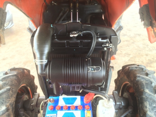 ขายL3608 รถปี 56 ตัวรถและชุดดันหน้า รถ 877 ชั่วโมงสภาพพร้อมใช้งานรับประกันไม่มีรอยรั่วแม้แต่จุดเดียว