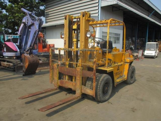 ขายรถยกKOMATSU FD50-2 เก่าญี่ปุ่น พร้อมใช้งาน