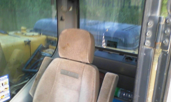 ขาย KOMATSU 700-7 อินวอย