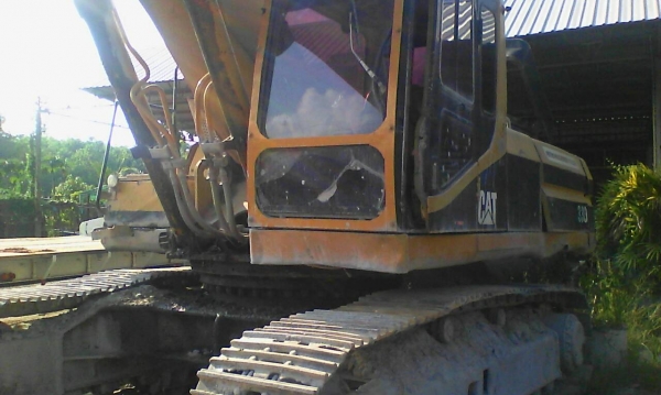 ขายรถแบคโฮ CAT 330