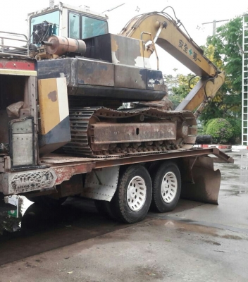 ขาย 2คัน ราคารวม แพ๊คคู่ 655,000บ เล่ม ทะเบียนพร้อมโอน สิบล้อ หัวยาว 165เพาเดียว และ แม็คโค  PC 100-3 สภาพดีพร้อมใช้งาน ขายราคารวม 2คัน 655,000บ ทะเบียนเอกสาร พร้อมโอน