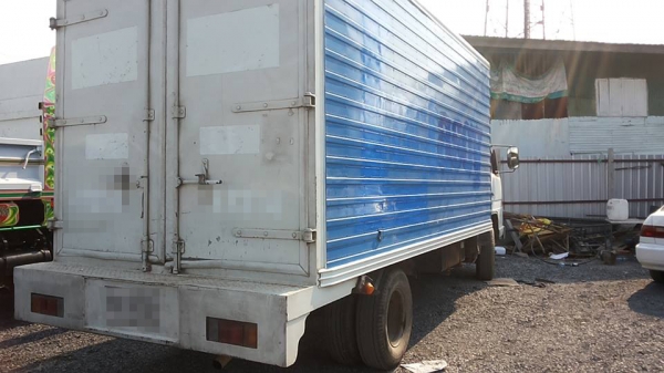 **28,000 บ.ต่อรอง/// ตู้บรรทุก ตู้แห้ง เปิด3บาน ยาว4.65ม.(5.0ม.) สำหรับ รถ6ล้อ สภาพดีไม่ผุ พร้อมใช้งาน **ขาย ตู้แห้ง เปิด3บาน ยกลงจากNPR-115 5.0ม. สภาพพร้อมใช้ ราคาเบาๆ ตู้บรรทุก/ตู้แห้ง 3บาน สำหรับรถบรรทุก6ล้อ ครับ ขนาดตู้โดยประมาณ กว้าง2.1xสูง1.80ม.xยาว **28,000 บ.ต่อรอง/// ตู้บรรทุก ตู้แห้ง เปิด3บาน ยาว4.65ม.(5.0ม.) สำหรับ รถ6ล้อ สภาพดีไม่ผุ พร้อมใช้งาน **ขาย ตู้แห้ง เปิด3บาน ยกลงจากNPR-115 5.0ม. สภาพพร้อมใช้ ราคาเบาๆ ตู้บรรทุก/ตู้แห้ง 3บาน สำหรับรถบรรทุก6ล้อ ครับ ขนาดตู้โดยประมาณ กว้าง2.1xสูง1.80ม.xยาว