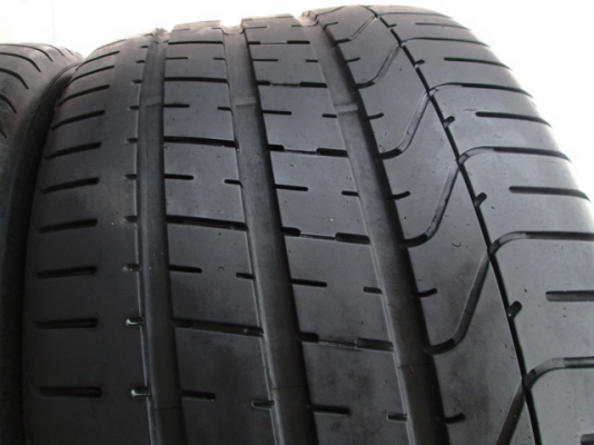 ขายยาง PIRELLI P ZERO 255-35-19 ปี3714 งามๆ 1 คู่