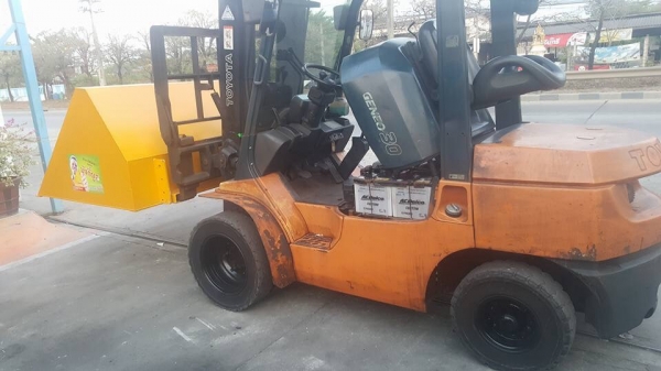 แหล่งรวมรถโฟลค์ลิฟท์มือสอง รถเก่านำเข้า รถยกสินค้า รถนำเข้า รถโฟลค์ลิฟท์นำเข้า รถโฟลค์ลิฟท์งาเทฮิ้งค์ฟอร์ครถงาเทงากระดกรถสำหรับตักยางพารารถงาคว่ำหงายได้รถโฟลค์ลิฟท์ใส่บุ้งกี๋ แหล่งรวมรถโฟลค์ลิฟท์มือสอง รถเก่านำเข้า รถยกสินค้า รถนำเข้า รถโฟลค์ลิฟท์นำเข้า รถโฟลค์ลิฟท์งาเทฮิ้งค์ฟอร์ครถงาเทงากระดกรถสำหรับตักยางพารารถงาคว่ำหงายได้รถโฟลค์ลิฟท์ใส่บุ้งกี๋