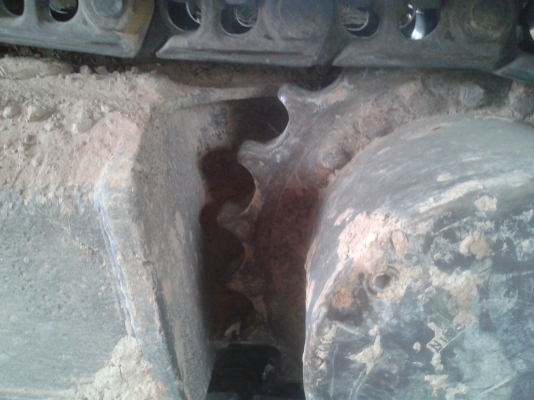 ขาย แบคโฮ โกเบโก้ มาค3 เครื่องดี ปั้มดี บูมปะ โซ่ ใบพอใช้ ขายตามสภาพ ขาย แบคโฮ โกเบโก้ มาค3 เครื่องดี ปั้มดี บูมปะ โซ่ ใบพอใช้ ขายตามสภาพ