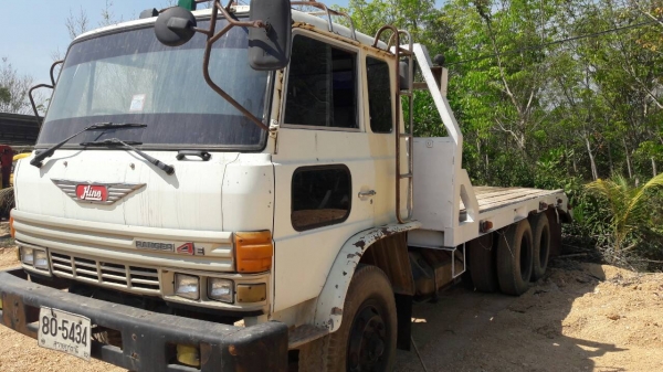 ขายรถบรรทุก 10 ล้อเทรลลอร์ HINO FM17 เครื่อง EH700 168 แรงม้า 2 เพลาสโลว์ดึง ราคา 650000
