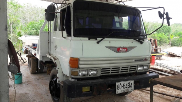 ขายรถบรรทุก 10 ล้อเทรลลอร์ HINO FM17 เครื่อง EH700 168 แรงม้า 2 เพลาสโลว์ดึง ราคา 650000