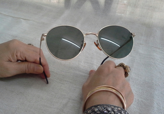 แว่นตาอาร์ติสท์ 'หยดน้ำ จอห์น เลนนอน'  JEAN PUCCI made in Japan