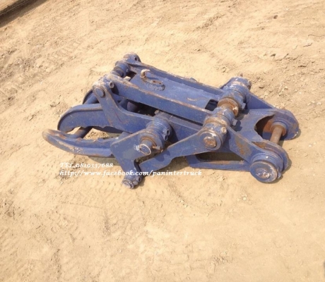 FROM JAPAN ตัวคีบปากหนีบไม้ อุปกรณ์รองรับ-สำหรับรถขุดไซค์ 40,45,50,55,60/ ราคาเพียง 26,500 บาท สนใจติดต่อ 0819337688