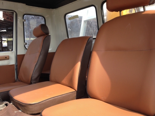 หกล้อใหญ่KR300เครื่อง185แรงม้า ติดเครนTADANO 3 ตัน