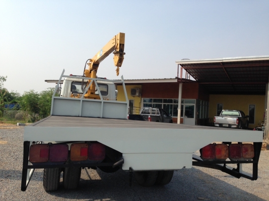 หกล้อใหญ่KR300เครื่อง185แรงม้า ติดเครนTADANO 3 ตัน