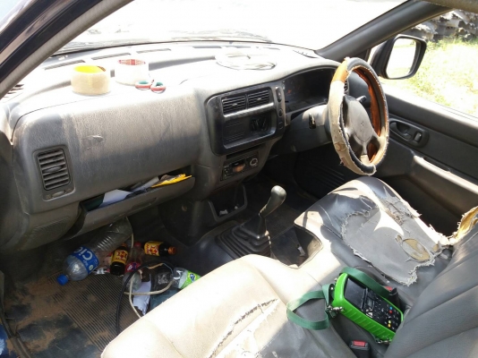 ขายกระบะตอนเดียว 2 คัน 150000 โทรเลย 088-3224565