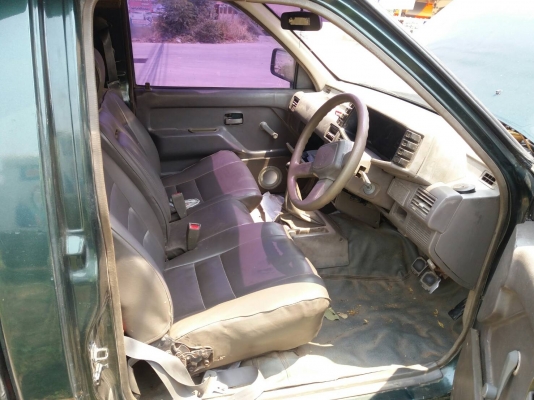 ขายกระบะตอนเดียว 2 คัน 150000 โทรเลย 088-3224565