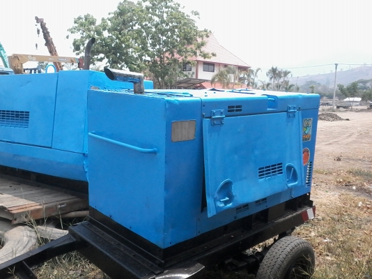 ขายปั๊มลม AIRMAN รุ่น PDS 90 เครื่องยนต์ดีเซล 3 สูบ สินค้าเก่านอก ปรับสภาพพร้อมใช้งาน  มีล้อลากในตัว ราคา 67,000 บาท